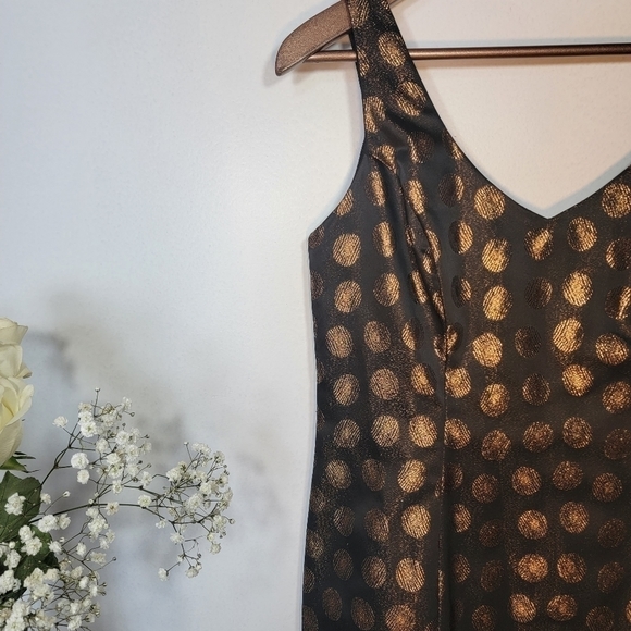 FAIRWEATHER Retro Black and Gold circle pattern mini dress V-neck. Zip up. - Picture 3 of 9